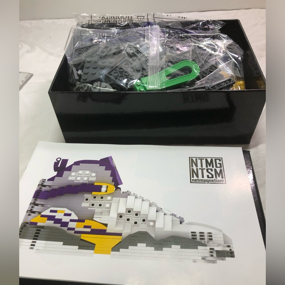 Netmagnetism Kick Brick Air Jordan 8 Kobe Lakers Brand New RARE
